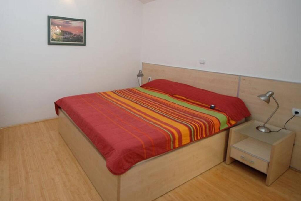 Bmv Room For 2-3 Persons Светі-Стефан Екстер'єр фото