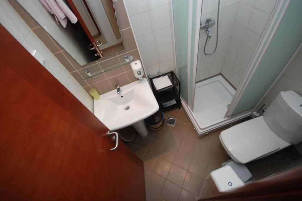 Bmv Room For 2-3 Persons Светі-Стефан Екстер'єр фото